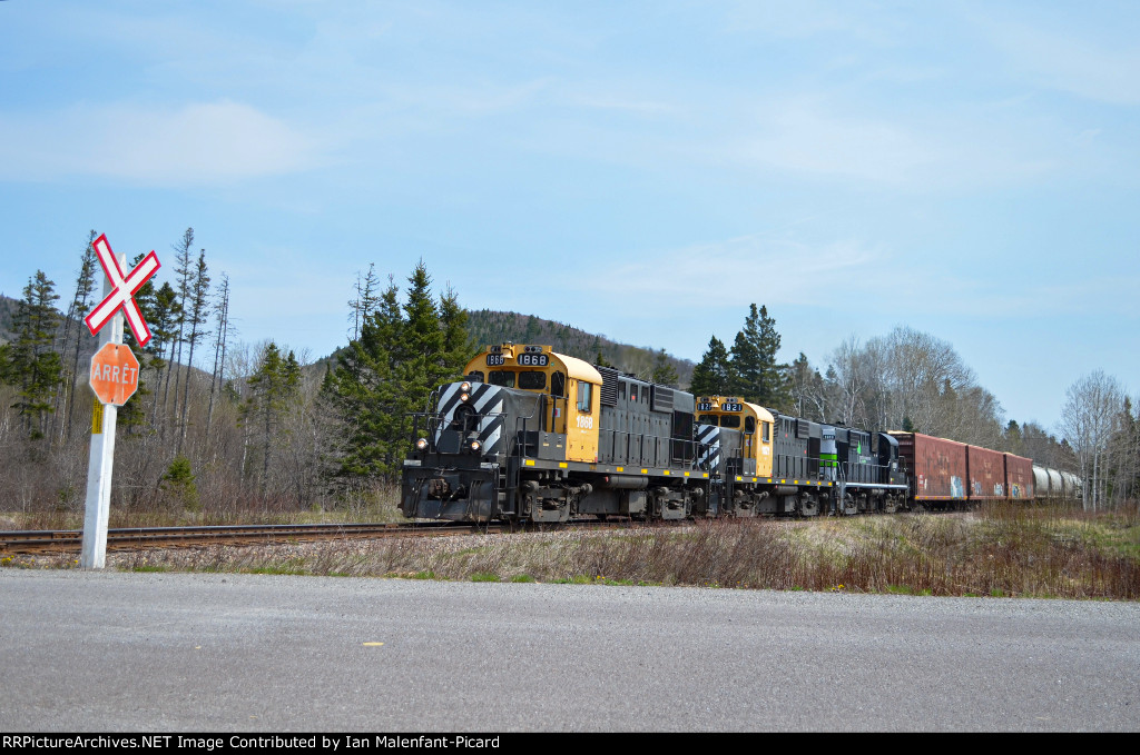 1868 leads SFG 565 near Cross Point